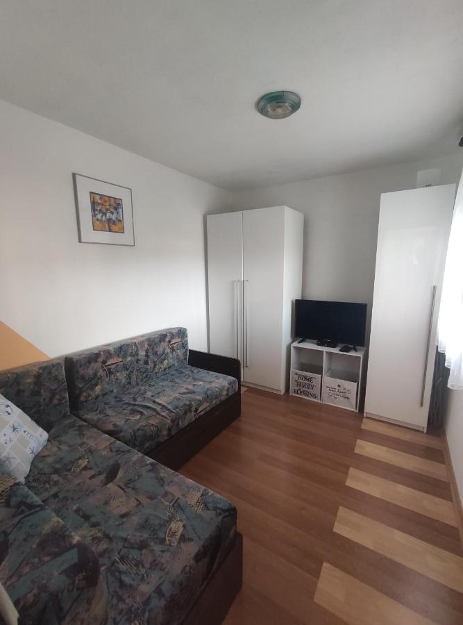 Apartman Pilcik Vir Bagian luar foto